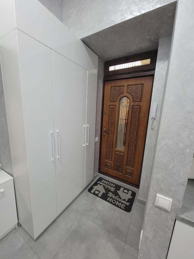 Warm & Cozy Apartment In The Heart Of Historical Lwów Zewnętrze zdjęcie